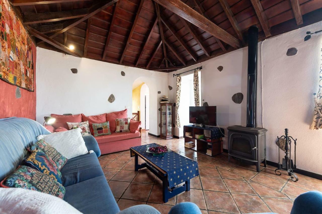 Casa Alba, Casa Rural Con Piscina-Spa Climatizada Hasta 34º Gratuito Y Vistas Al Mar Puntallana Esterno foto